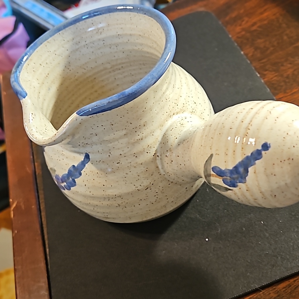Studio Pottery - Picture 2 of 5